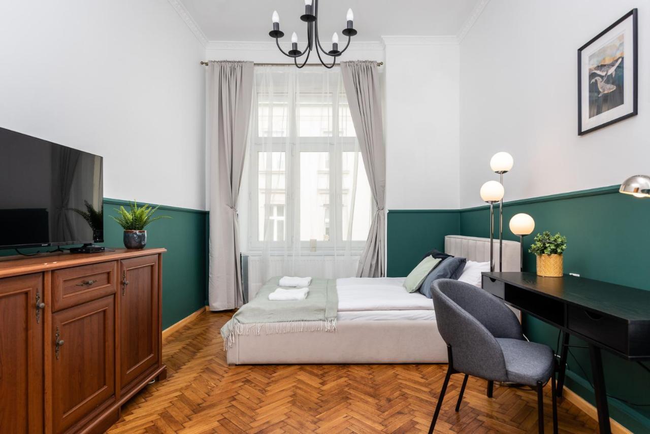 Classy Old Town Apartment - By Upstairs Krakow Dış mekan fotoğraf