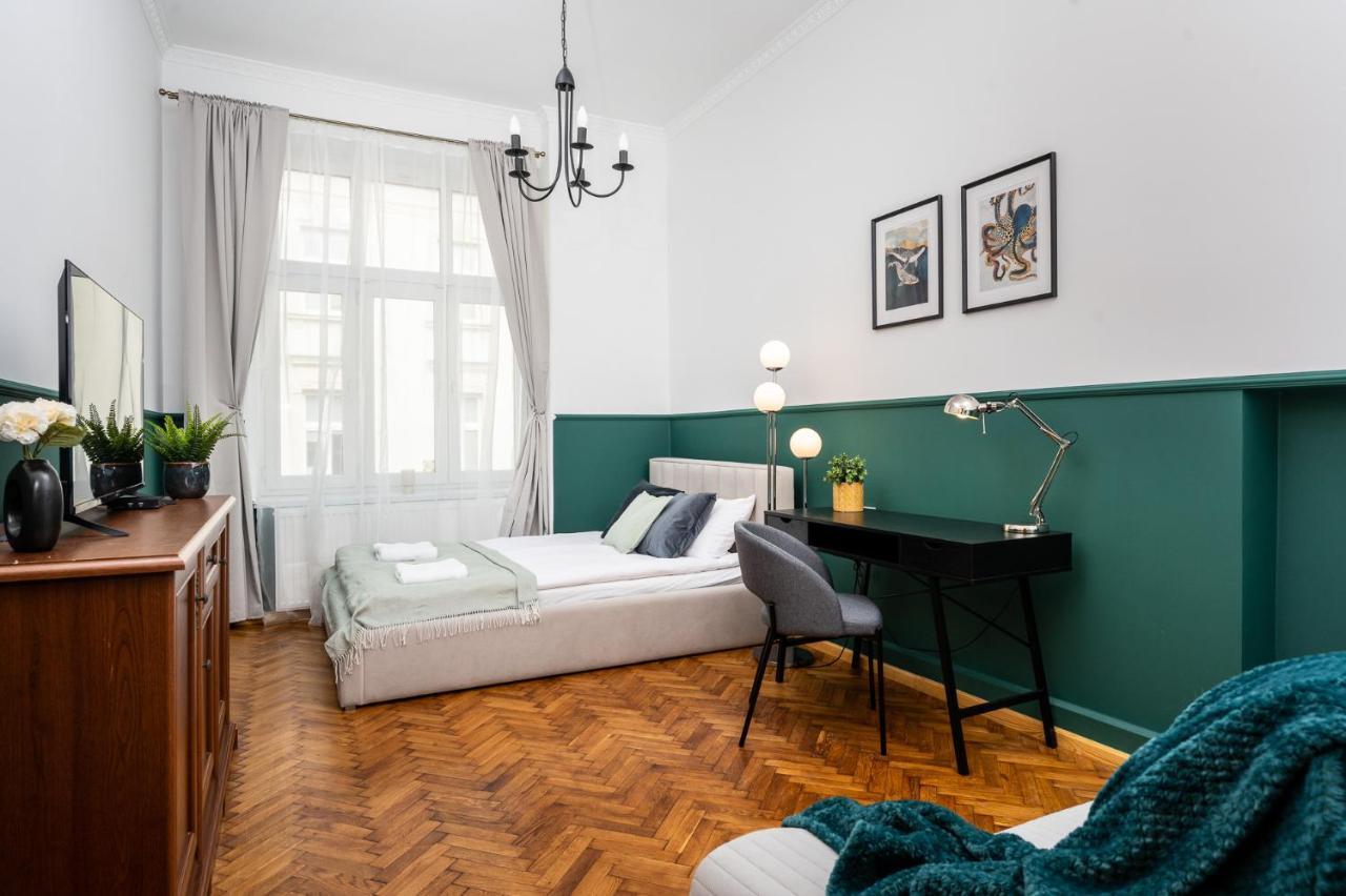 Classy Old Town Apartment - By Upstairs Krakow Dış mekan fotoğraf