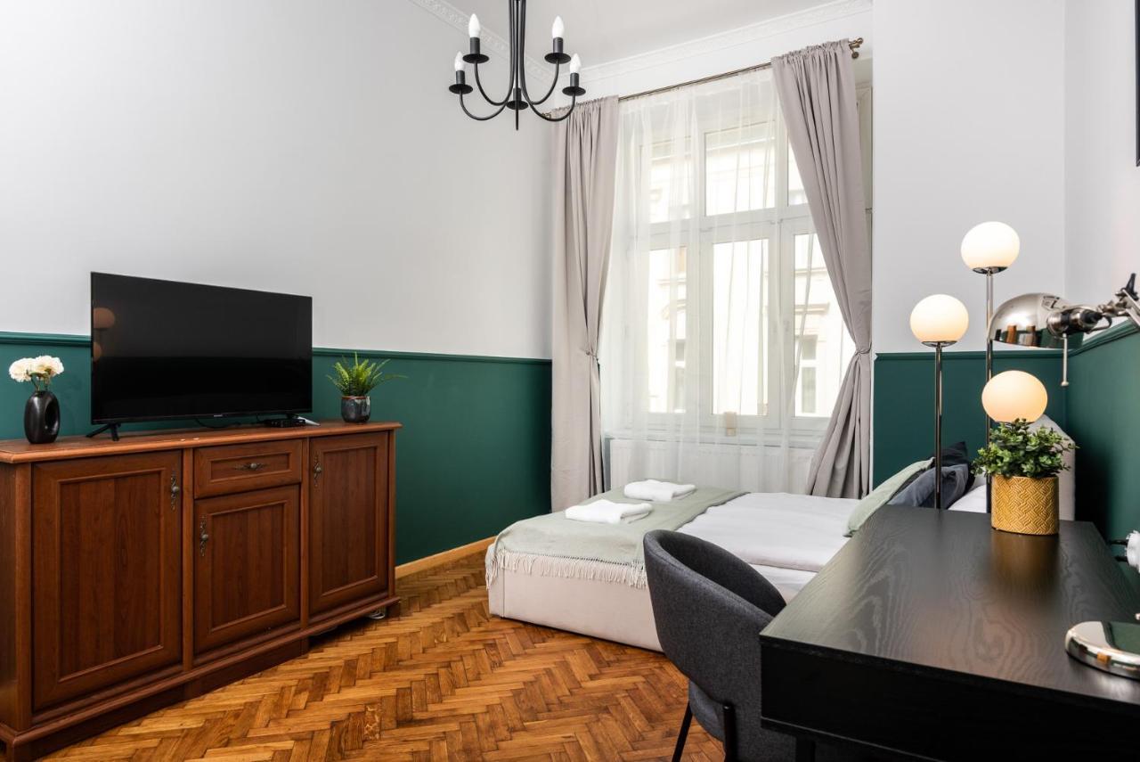 Classy Old Town Apartment - By Upstairs Krakow Dış mekan fotoğraf